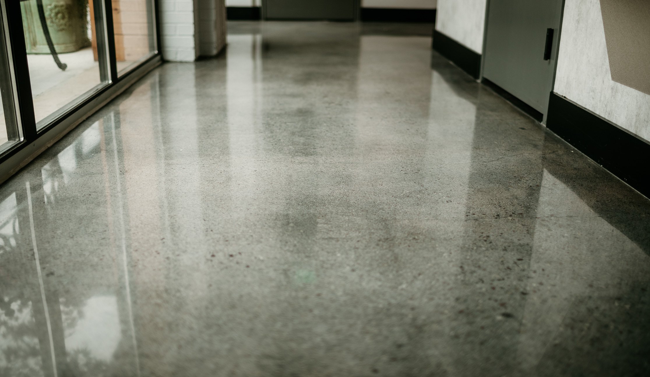 polished concrete flooring