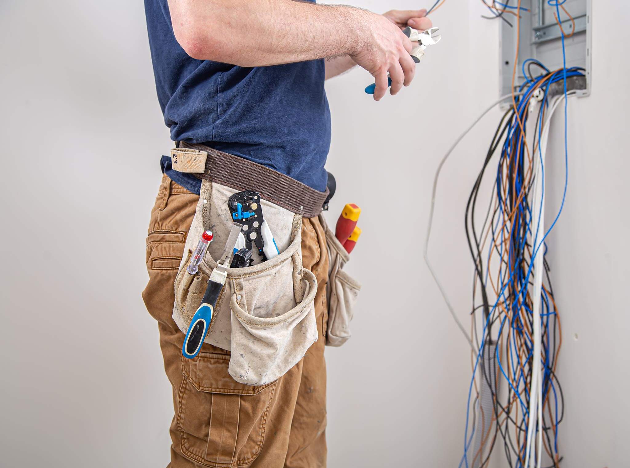 Electrician 3